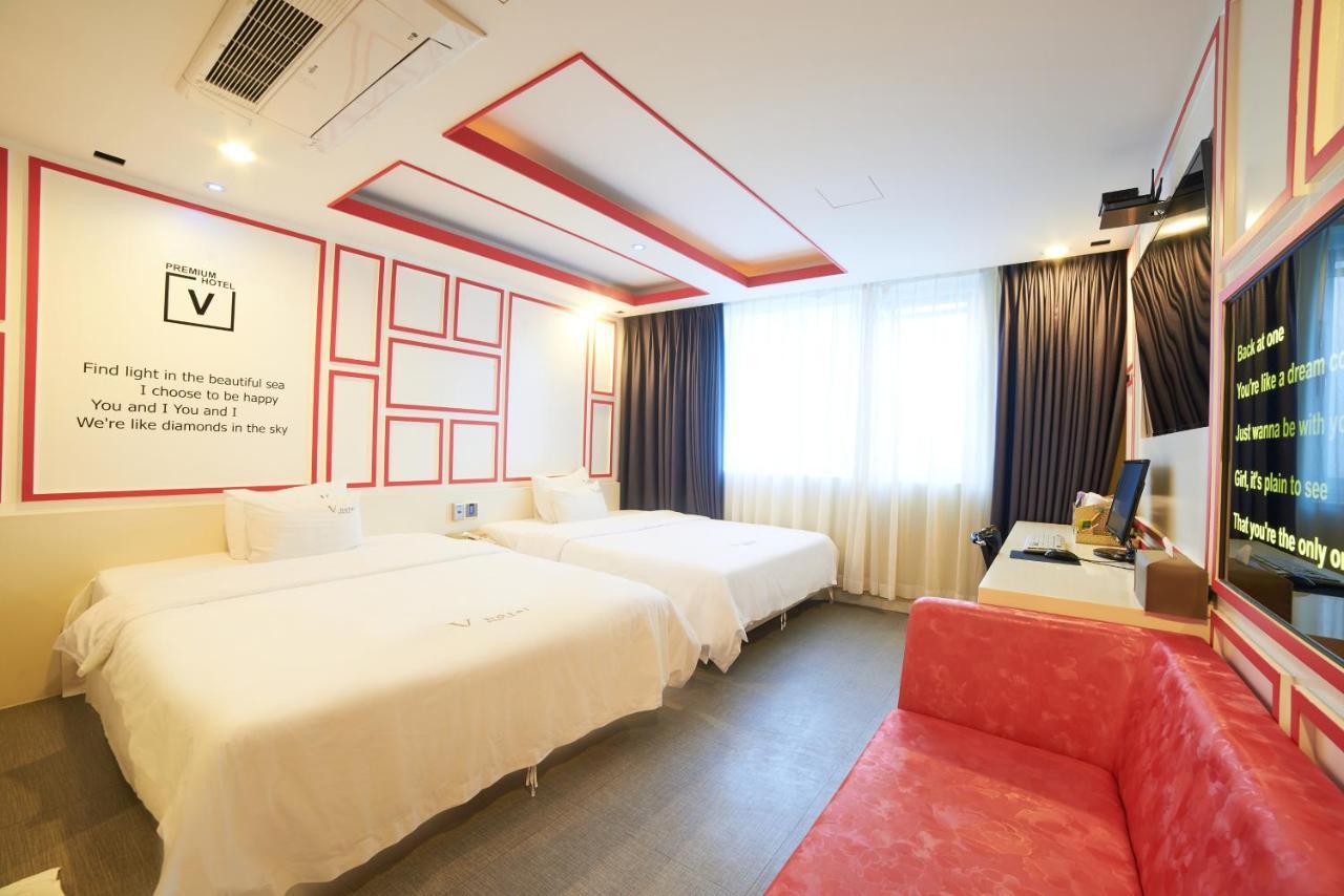 Busan Premium V Hotel Екстер'єр фото