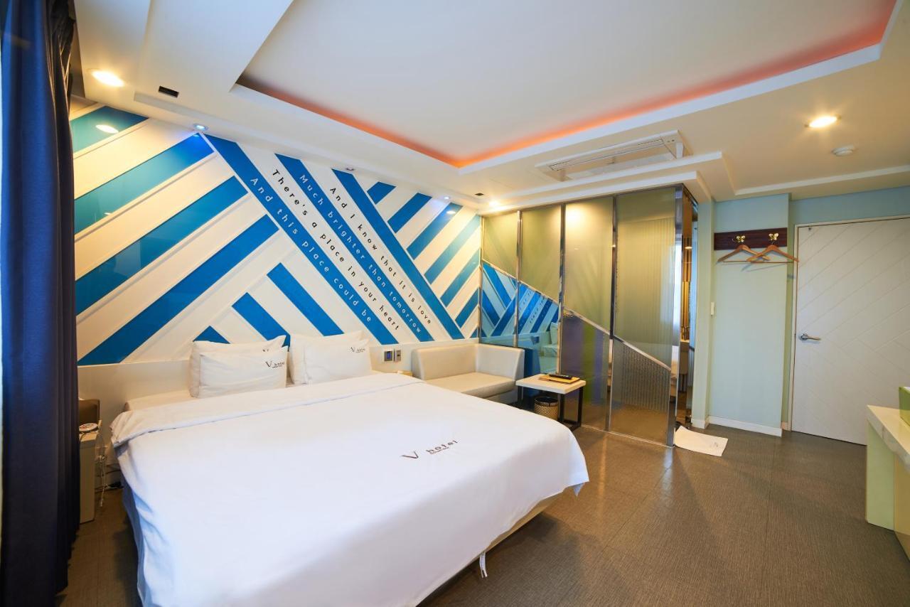 Busan Premium V Hotel Екстер'єр фото