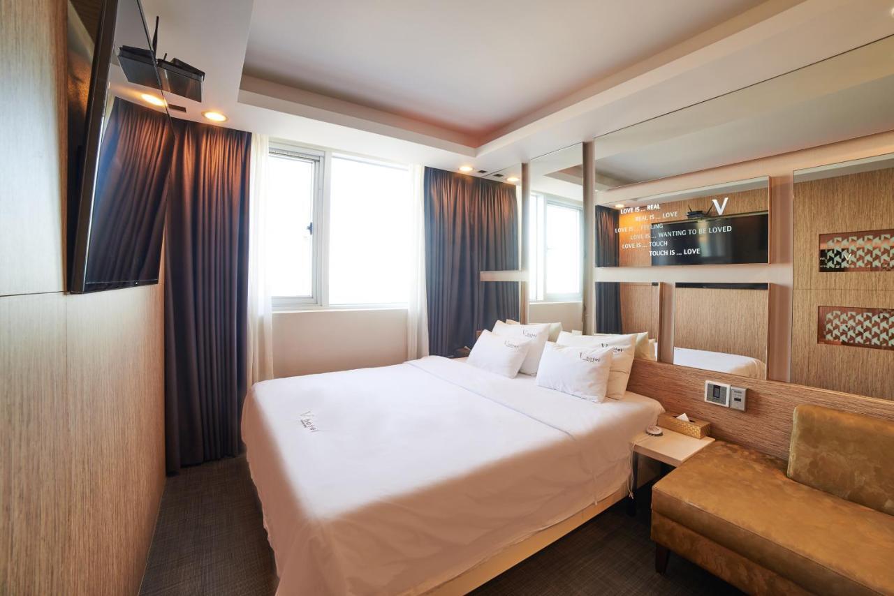 Busan Premium V Hotel Екстер'єр фото