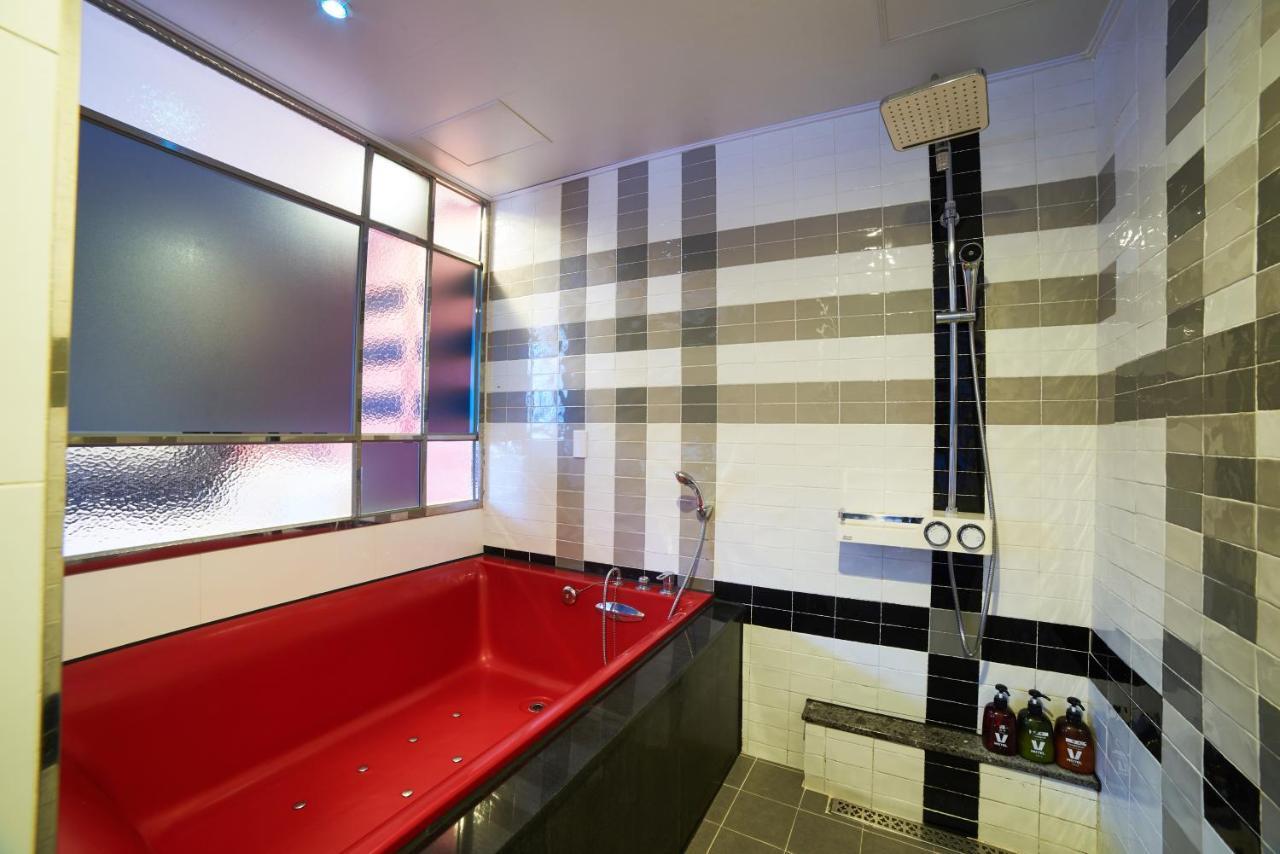 Busan Premium V Hotel Екстер'єр фото
