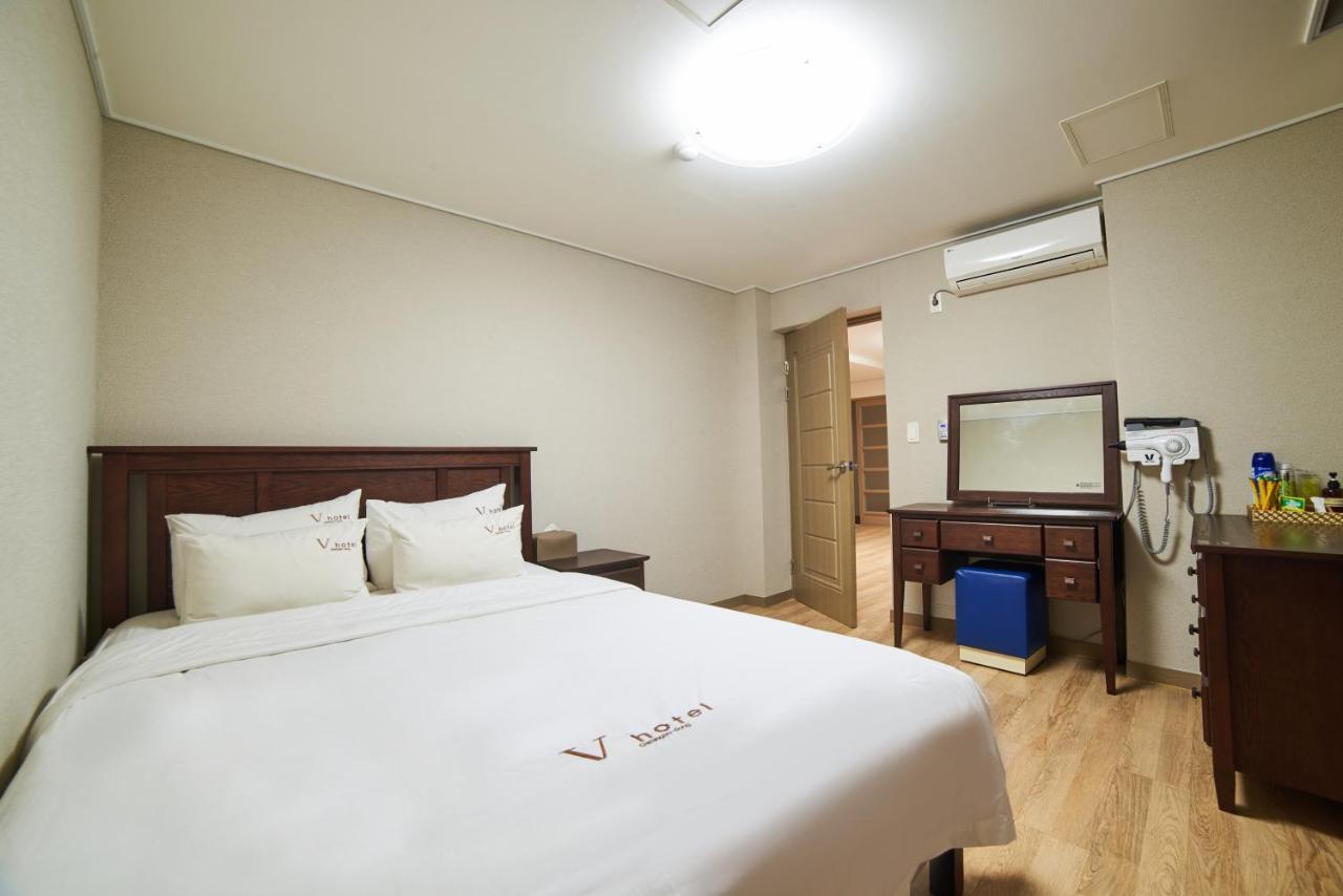 Busan Premium V Hotel Екстер'єр фото