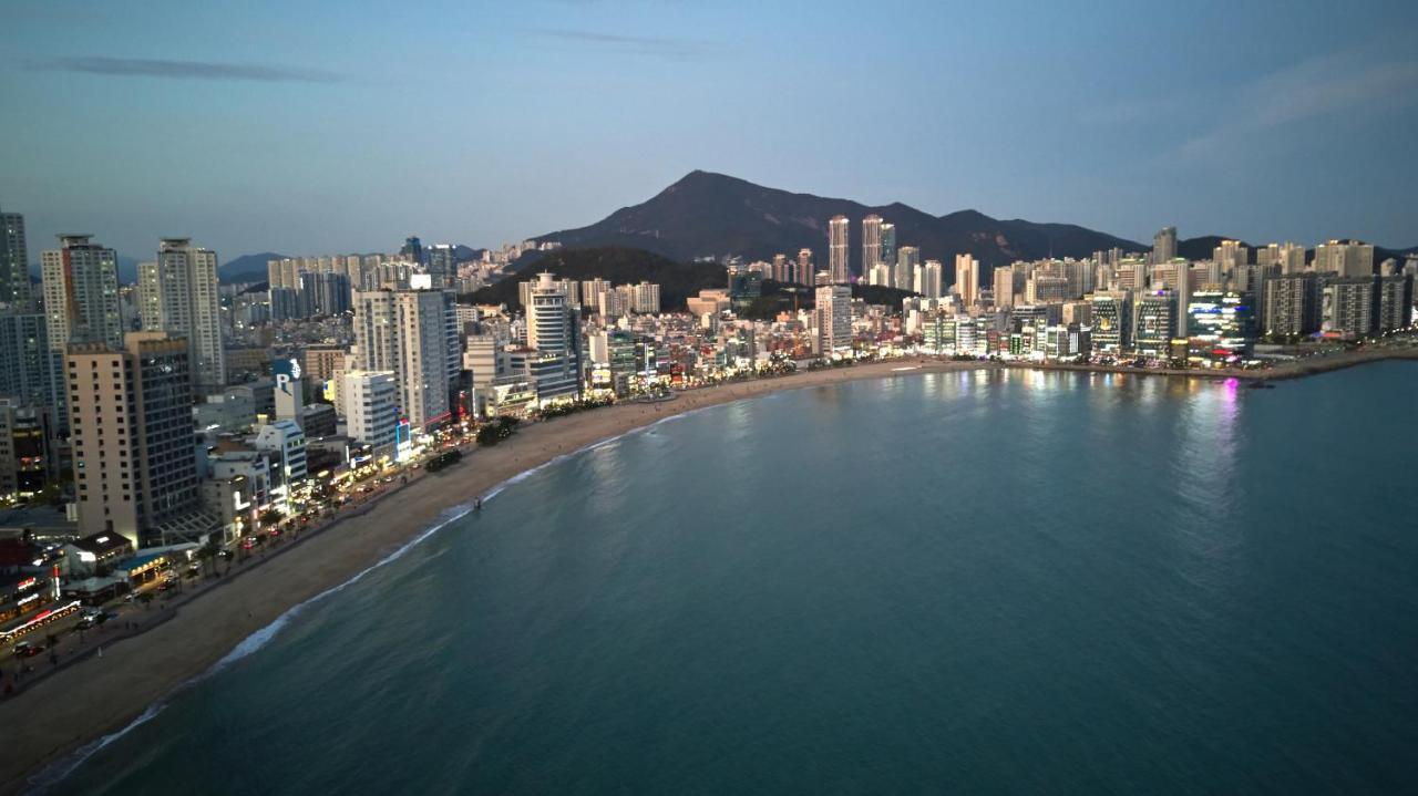 Busan Premium V Hotel Екстер'єр фото
